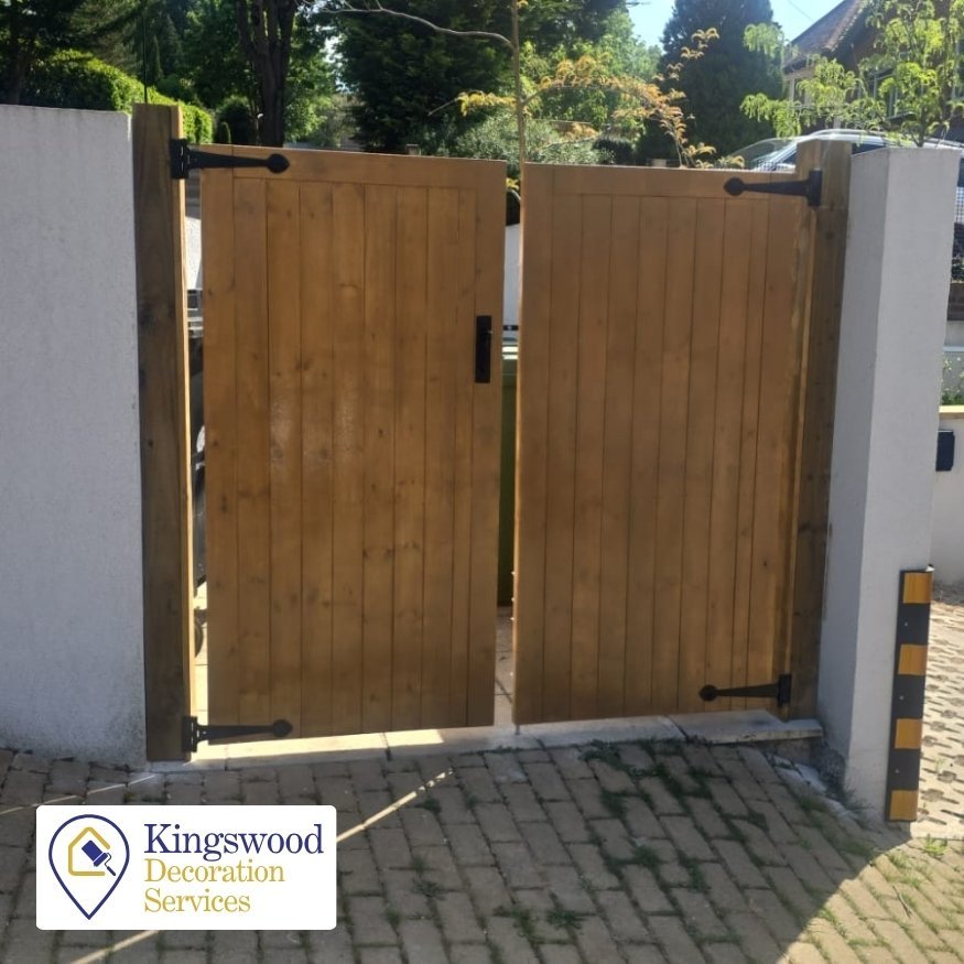 Northamptonshire Gate Fitting Project After 2- Viewed from another angle, the newly installed gates sit evenly and open smoothly, demonstrating expert alignment. Their presence transforms the site from exposed utility area to a private, professionally finished space.